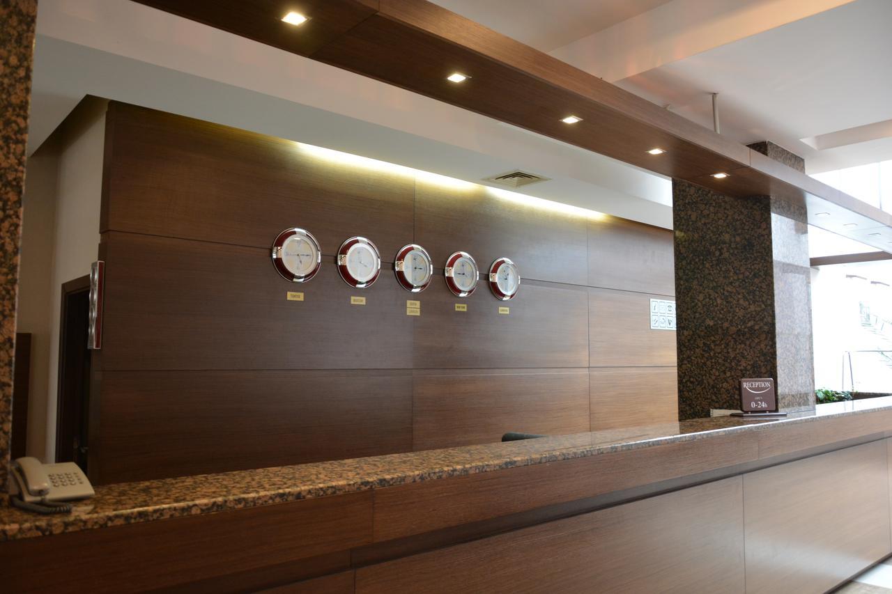 Hotel Presidivm Palace 洛维奇 外观 照片