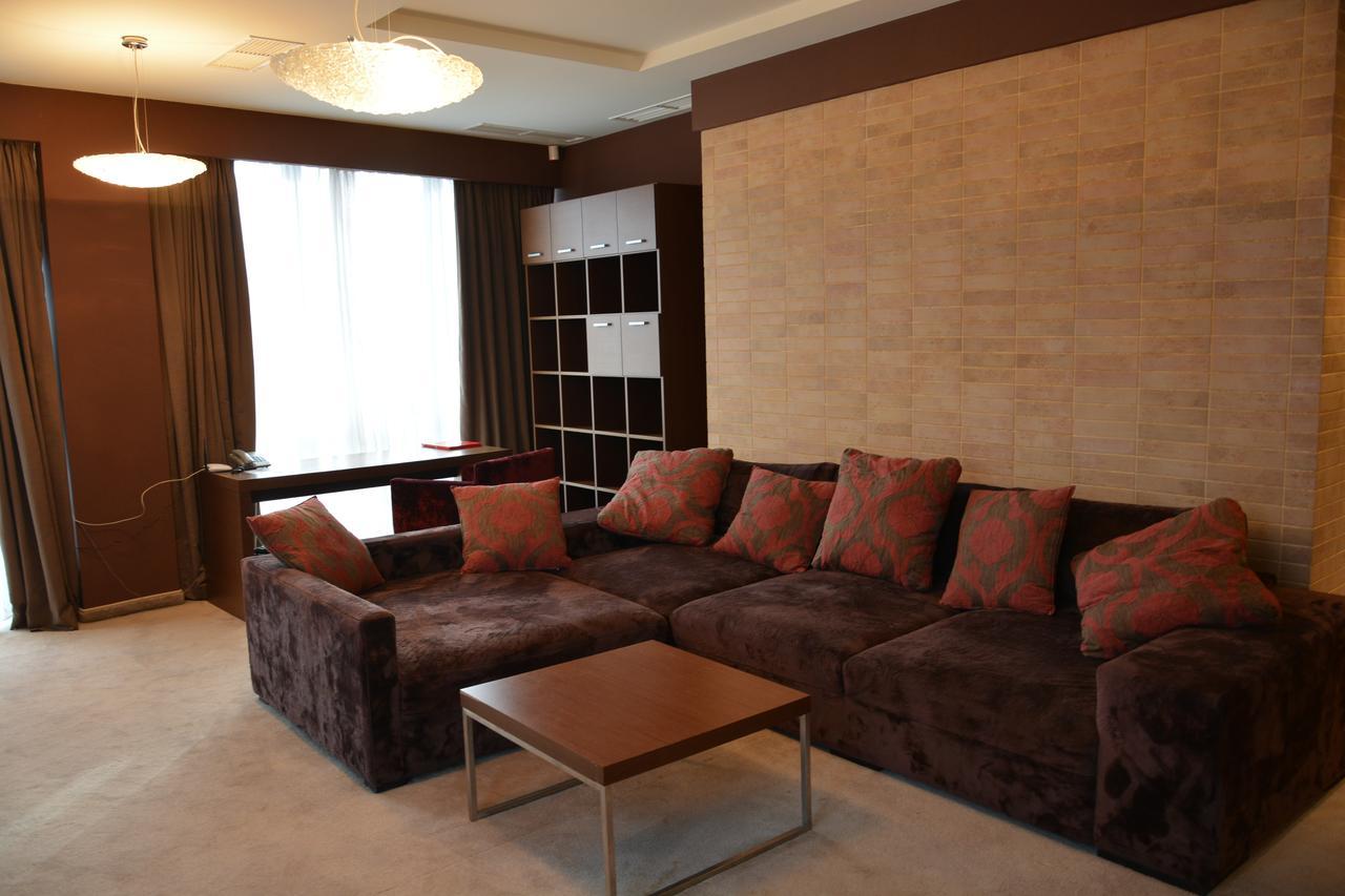 Hotel Presidivm Palace 洛维奇 外观 照片